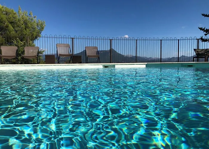 Le Vieil Aiglun (Alpes-de-Haute-Provence)