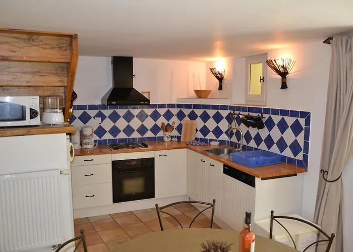 Le Vieil Guest house