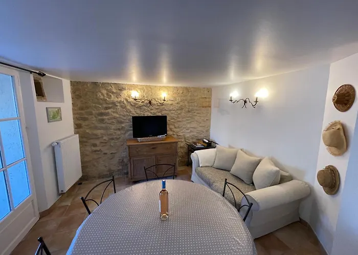 Le Vieil Guest house