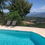 Le Vieil 3*
