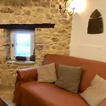 Le Vieil 3* Aiglun (Alpes-de-Haute-Provence)
