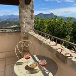 Guest house Le Vieil Aiglun (Alpes-de-Haute-Provence)