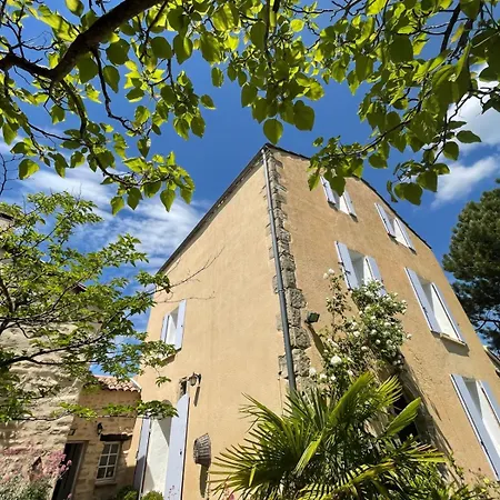 Le Vieil Guest house