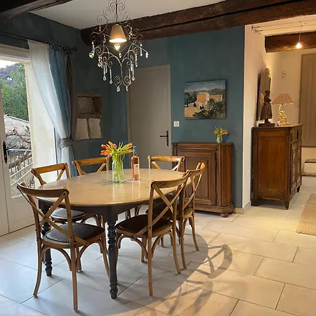 Guest house Le Vieil Aiglun (Alpes-de-Haute-Provence)