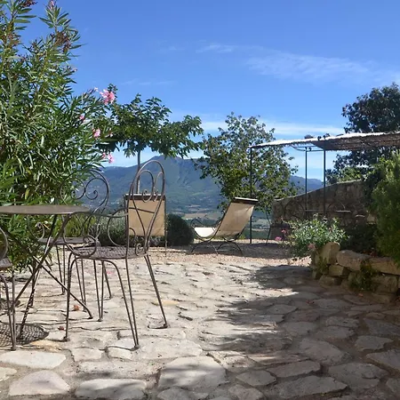 Le Vieil Guest house