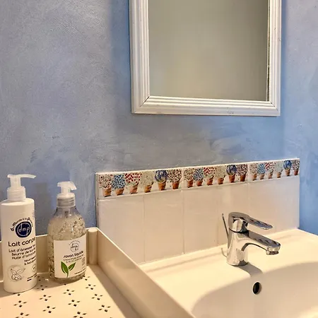Le Vieil Guest house 3*