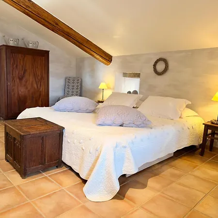 Guest house Le Vieil Aiglun (Alpes-de-Haute-Provence)