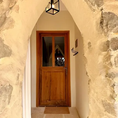 Guest house Le Vieil 3*