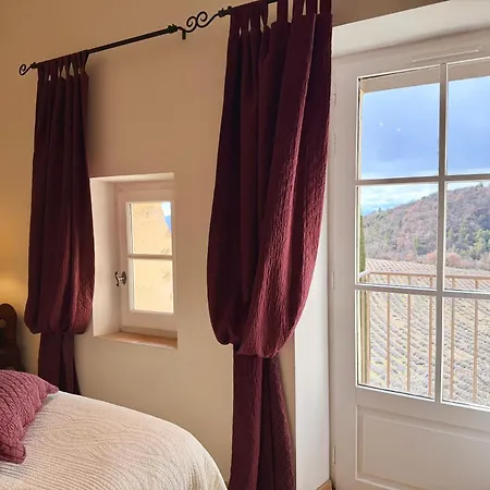 Le Vieil Guest house Aiglun (Alpes-de-Haute-Provence)
