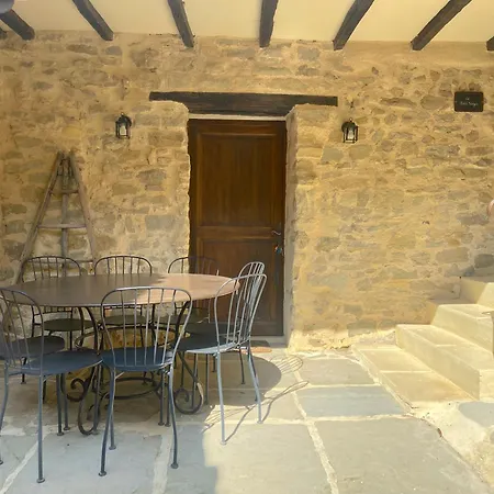 Le Vieil Guest house Aiglun (Alpes-de-Haute-Provence)
