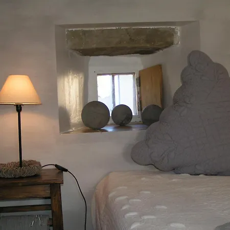 Guest house Le Vieil 3*