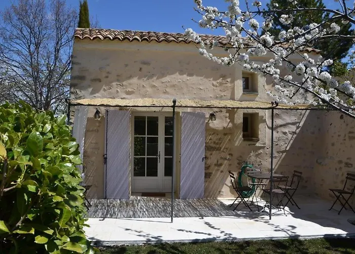 Le Vieil 3* Aiglun (Alpes-de-Haute-Provence)