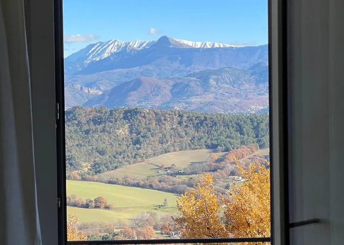 Le Vieil Maison d'hôtes Aiglun (Alpes-de-Haute-Provence)